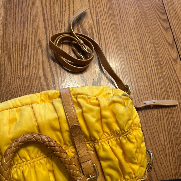 Prada bag - Picture 4 of 7